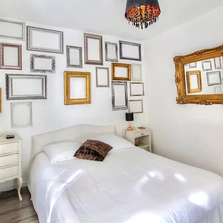 Les Remparts Antibes Location Apartment Exterior photo