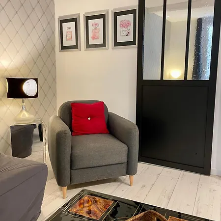 Les Remparts Antibes Location Apartment Exterior photo