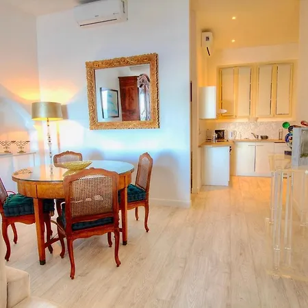 Les Remparts Antibes Location Apartment Exterior photo