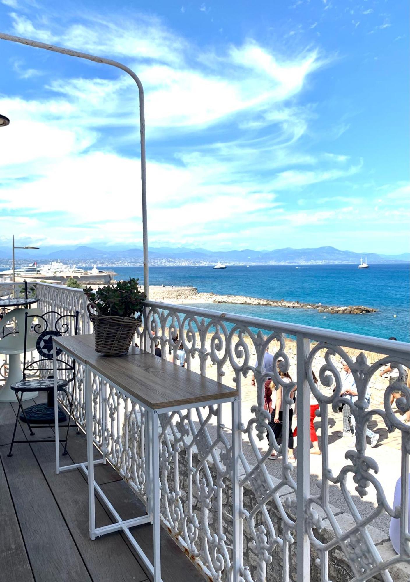 Les Remparts Location Appartement Antibes