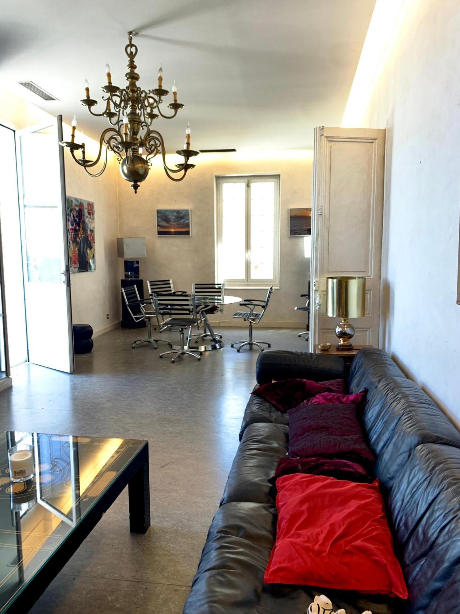 Les Remparts Location * Antibes